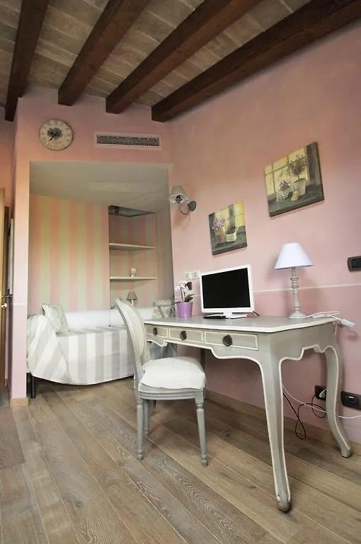 La Vedetta Bed And Breakfast Castelvetro di Modena Bed & Breakfast